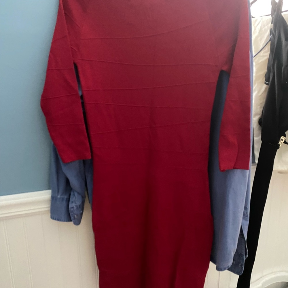 Dress - Picture 2 of 4